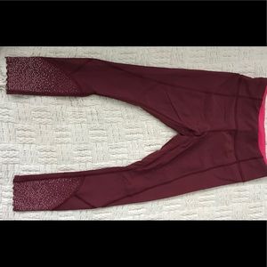 Brand new Lululemon “tight stuff tight”